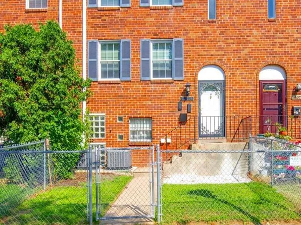 12074 Abby Rd, Philadelphia, PA 19154
