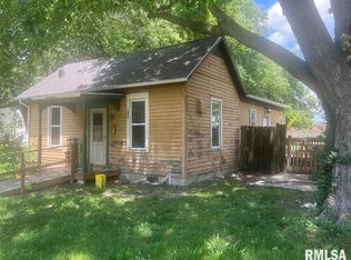 315 W Hill St, Virden, IL