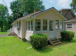 3520 Consaul Rd, Schenectady, NY 12304