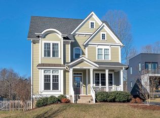 922 Lochlyn Hill Ln, Charlottesville, VA 22901