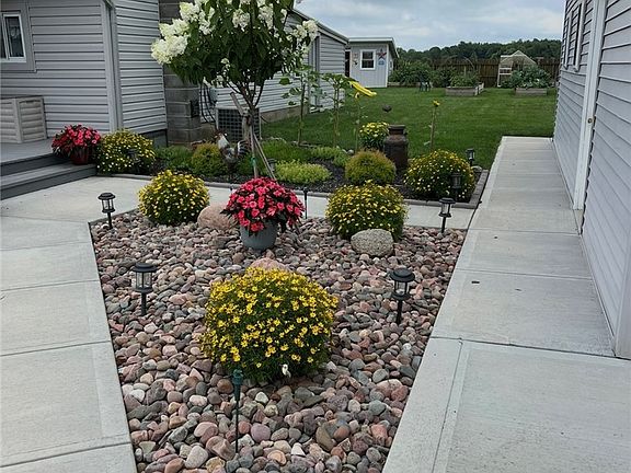 4th image of 8686 National Rd