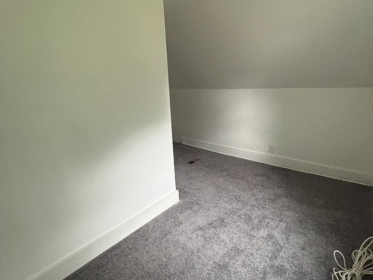 4147 Lake St — Photo 12