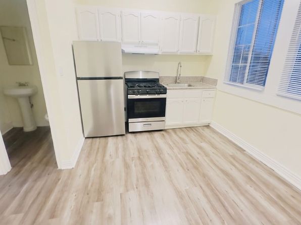 1645 W 48th St #2A
