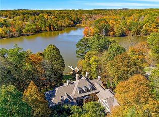 161 Allmond Ln, Alpharetta, GA 30004