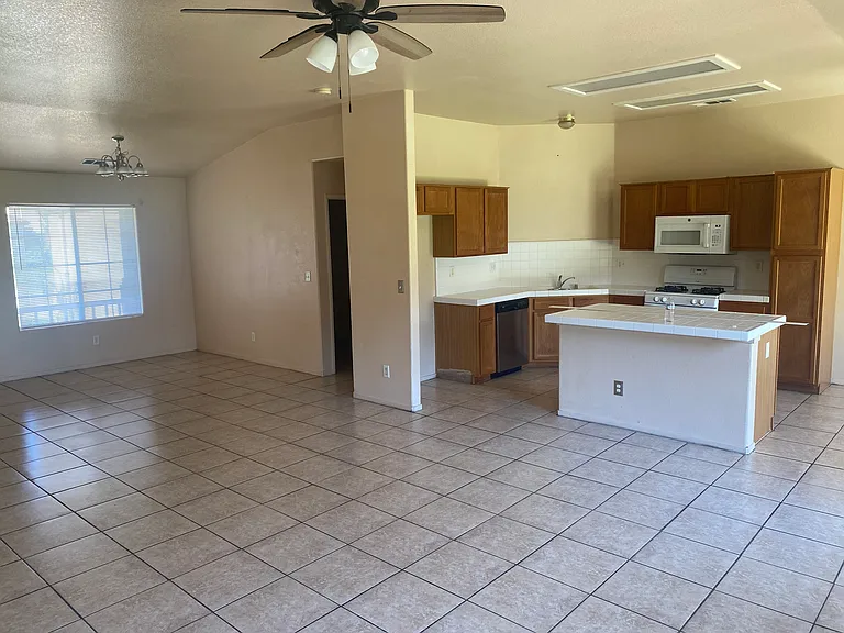 2602 E Skyview Ave — Photo 9