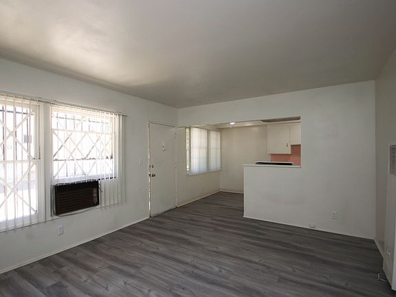 5th image of 703 E Villa St APT 3
