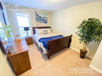 336 S Broadway Park #202 — Photo 11