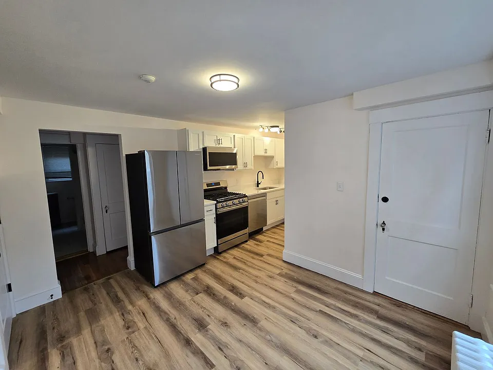 297-299 Cabot St