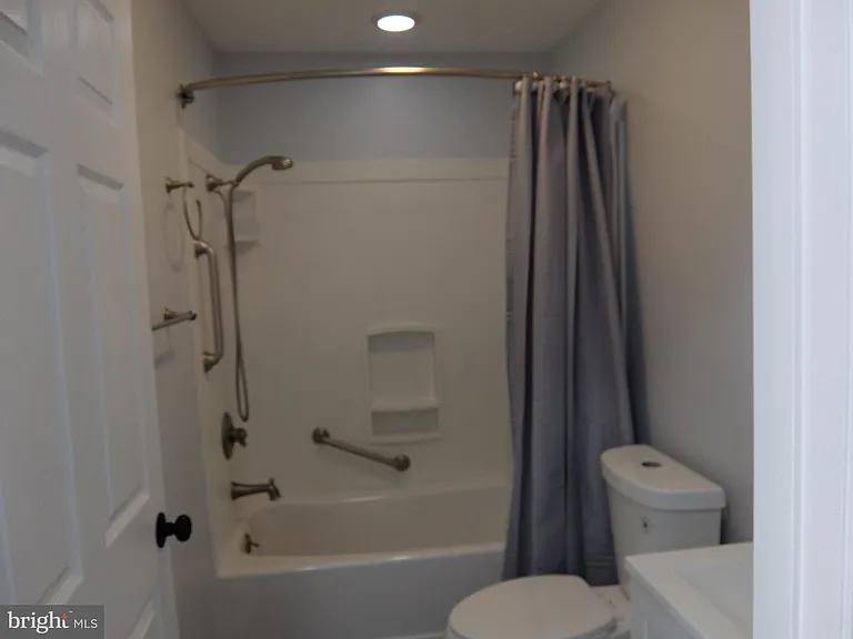 7 Powell Ct — Photo 9