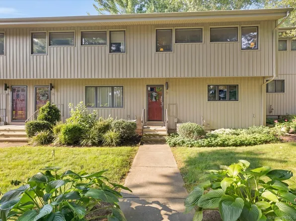 3 In Town Terrace #3, Middletown, CT 06457