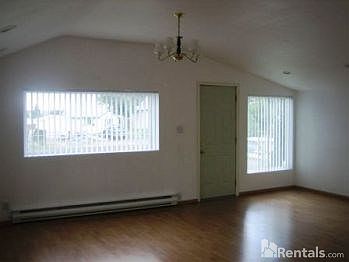 5th image of 3518 E Olympic Ave
