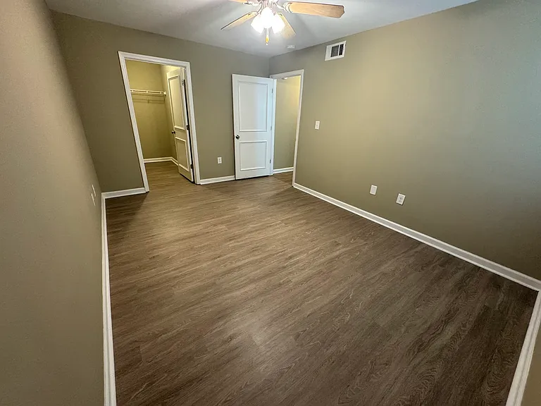 411 Baldwin Rd — Photo 8