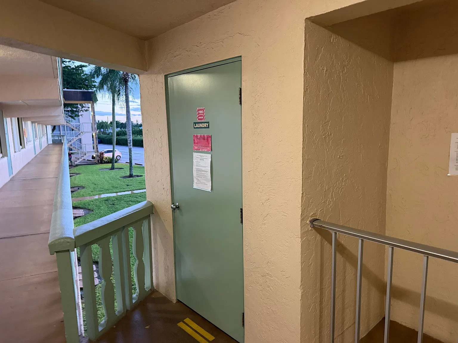 2 bed, 1.5 bath, 836 sqft, $1,700 — Photo 2