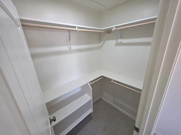 1185 Yesal Ct — Photo 6