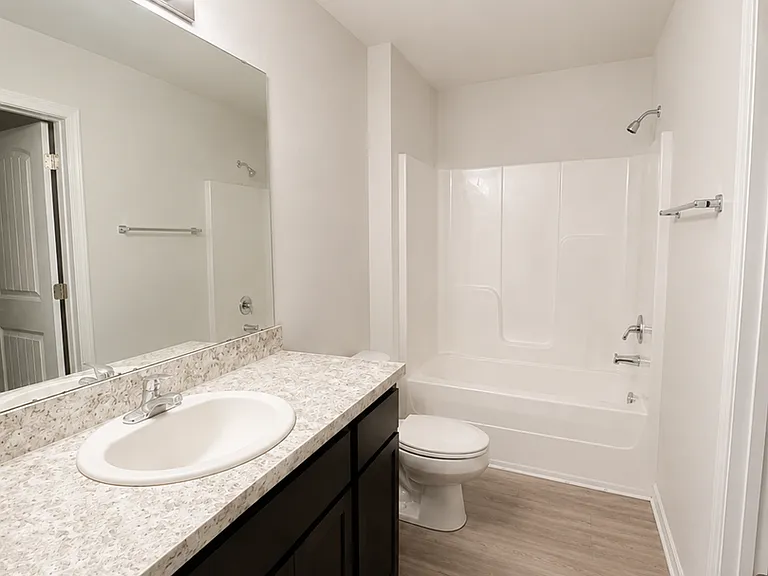 25 Saint Augustine Way — Photo 14