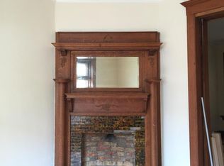 826 E 2nd St, Duluth, MN 55805