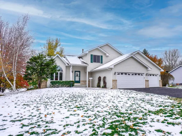 8769 Hillview Dr E, Saint Bonifacius, MN 55375