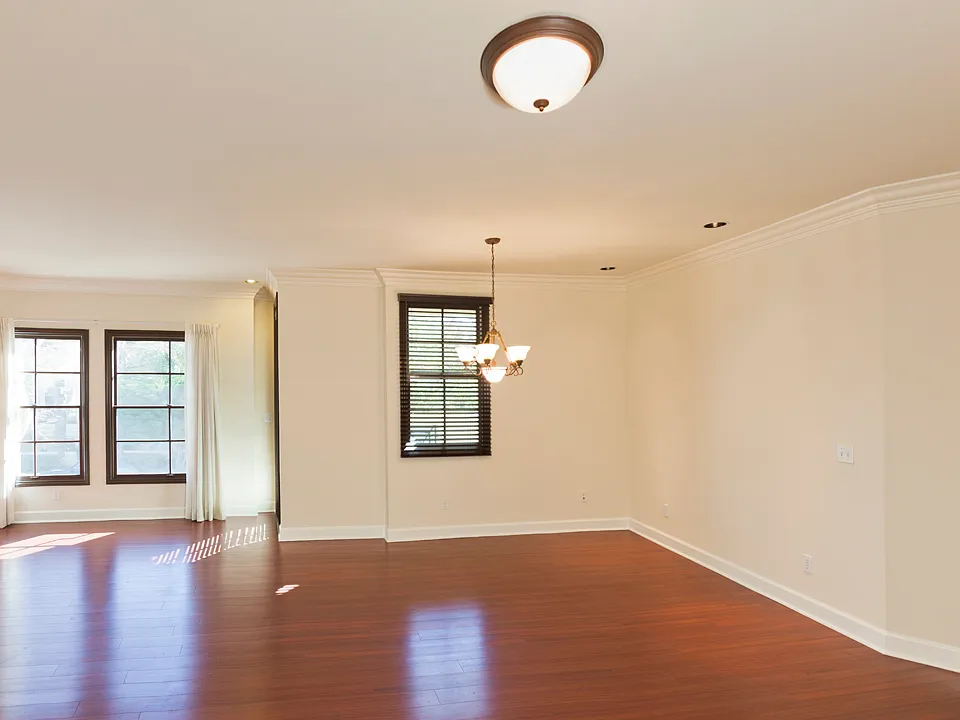 Dining room & living. Not shown, but available in 401: vaulted ceiling.