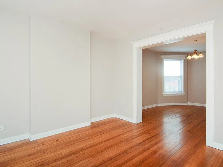 2143 W Chicago Ave #4 — Photo 10