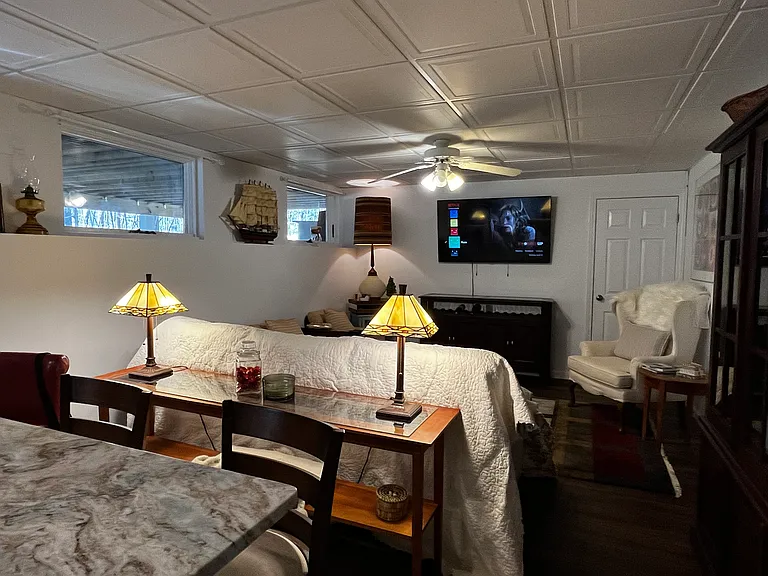 142-142 Page Rd #R — Photo 9