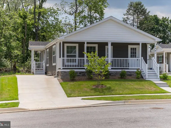 1361 Connecticut Ave, Hagerstown, MD 21740