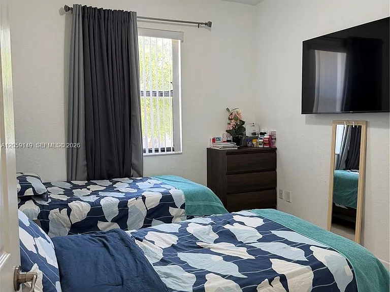 11302 NW 88th Ter #11302 — Photo 17