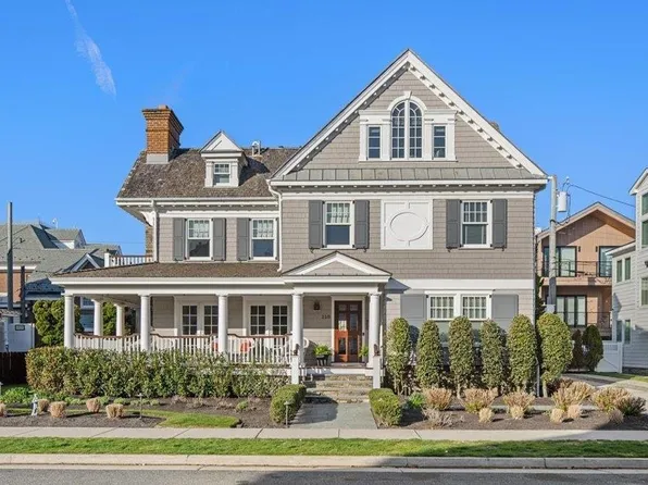 110 S Osborne Ave, Margate, NJ 08402