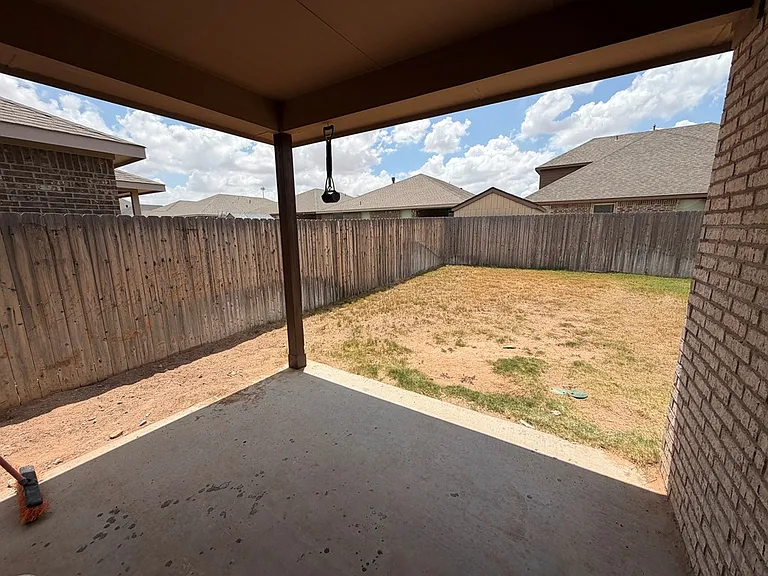 1612 Laguna Meadows Trl — Photo 10