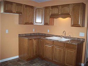 4th image of 34 Tamarack St