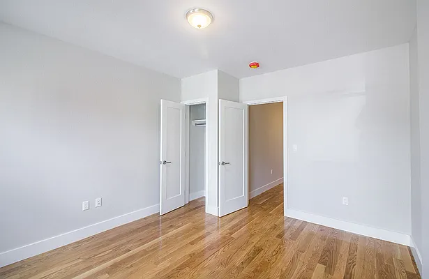 Rented by Triplemint | media 11