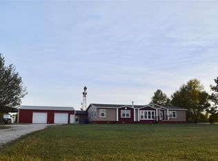 9505 E Yost Rd, Glencoe, OK 74032