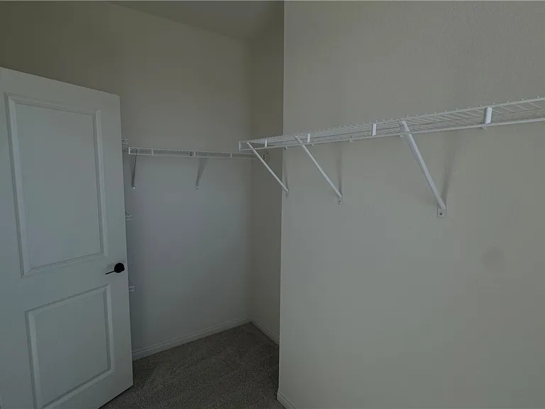 92 Hornbeck Ln — Photo 16