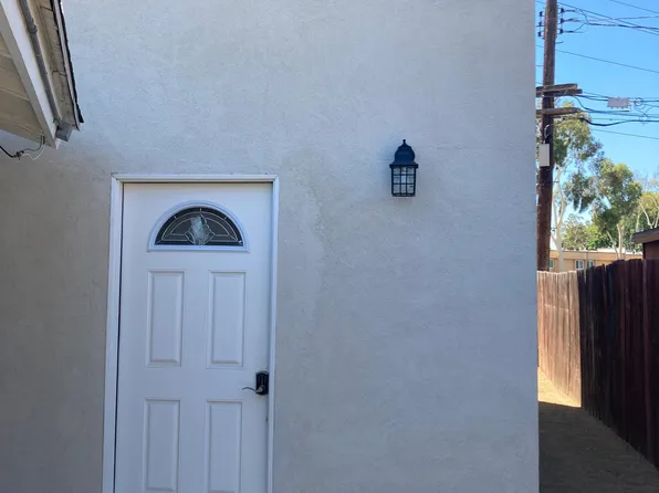 18753 Haynes St, Reseda, CA