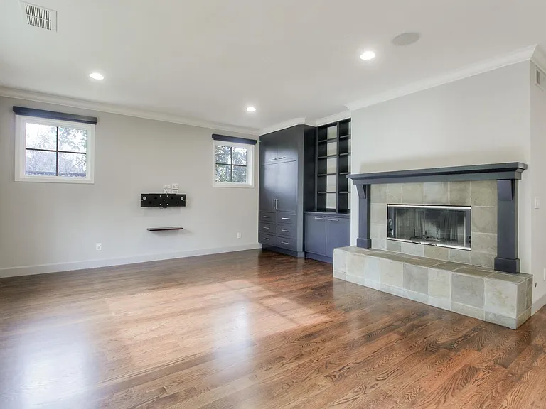 248 Valley St — Photo 11