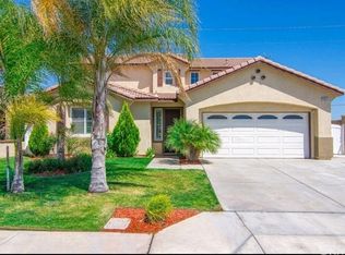 2817 Lake View Dr, Perris, CA 92571
