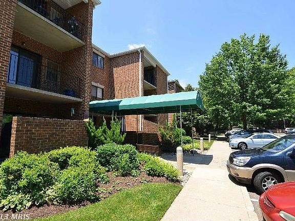 2nd image of 2900 Shipmaster Way APT 205