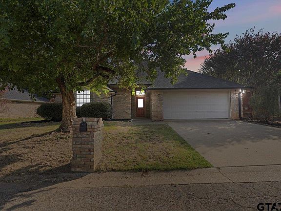 2nd image of 5922 Creekside Cir
