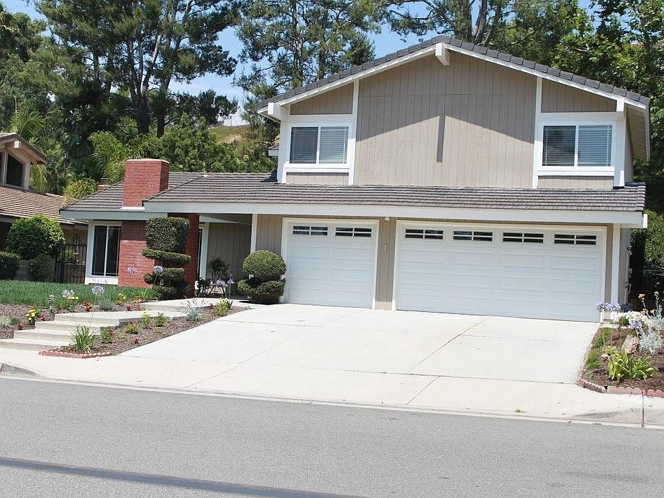 1st image of 274 S Solomon Dr