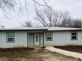 200 N Kerr St, Blooming Grove, TX 76626