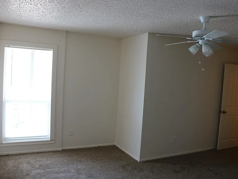 1800 N Gregg Ave #3 — Photo 6