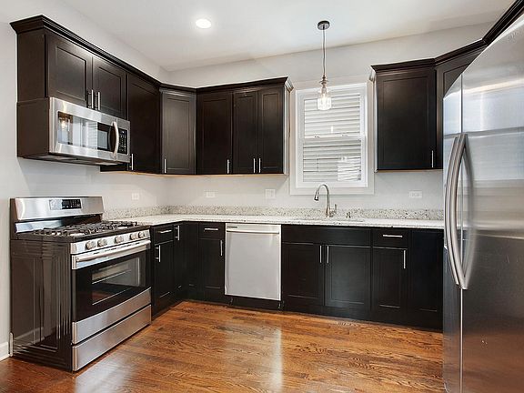 3rd image of 3411 N Albany Ave #1