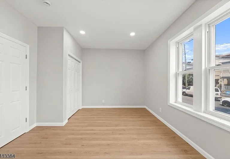 53 Henry St #D1 — Photo 5