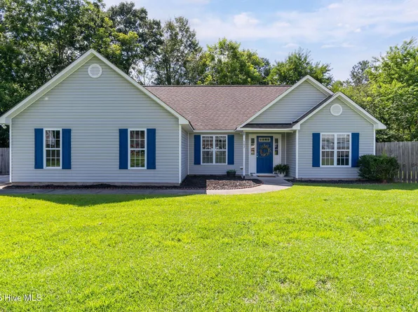 302 Cherry Blossom Court, Richlands, NC 28574