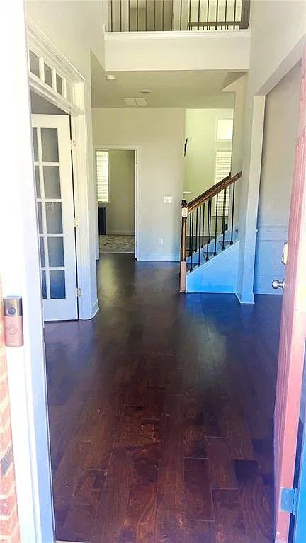 5 bed, 4.0 bath, 3017 sqft, $3,150 — Photo 4