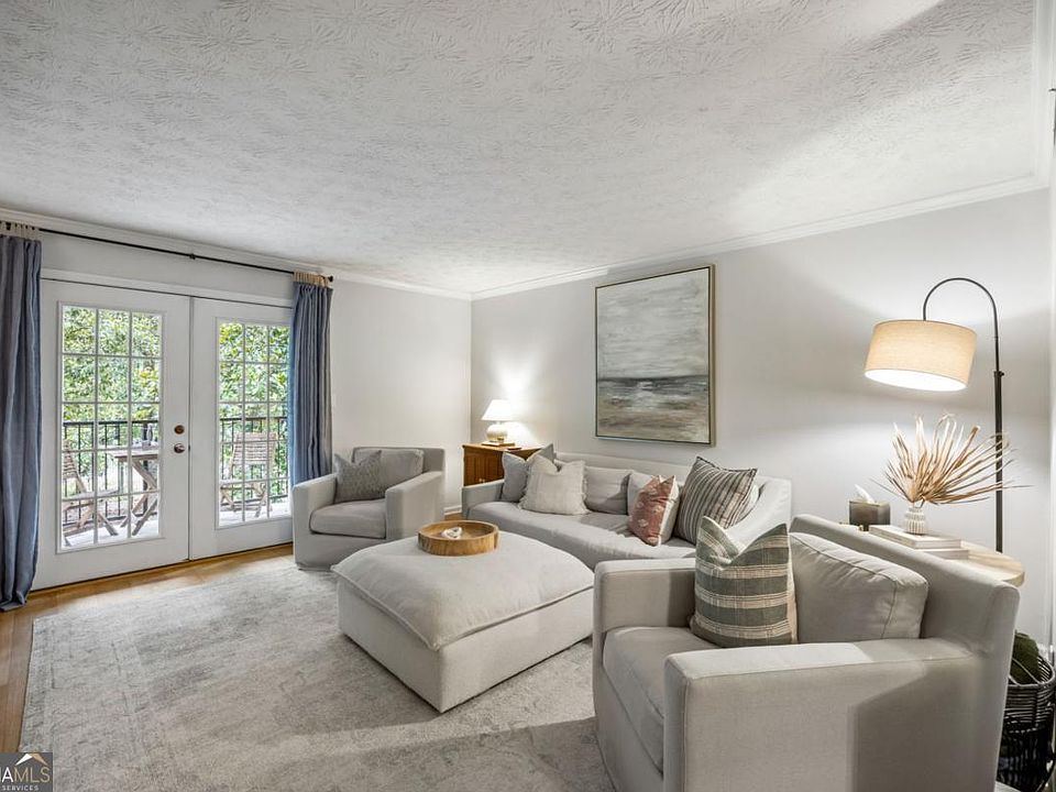 1st image of 3476 Essex Ave #85