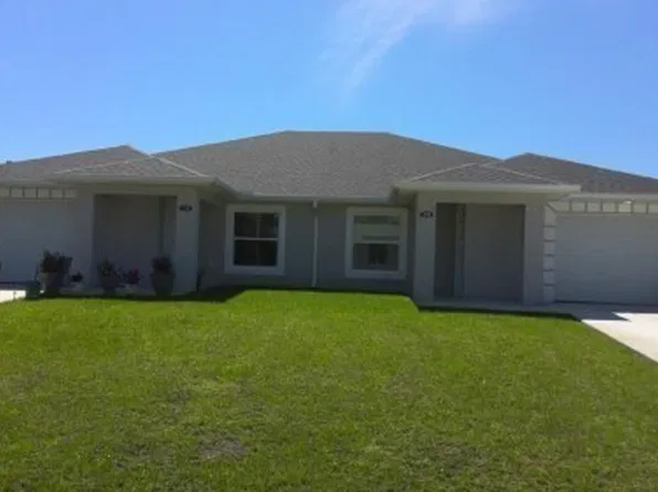 1116 Augusta St E, Lehigh Acres, FL 33974