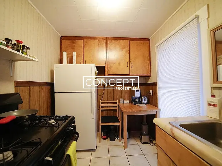 4 Percy Pl #2 — Photo 2