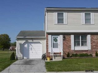 370B N Blettner Ave, Hanover, PA 17331