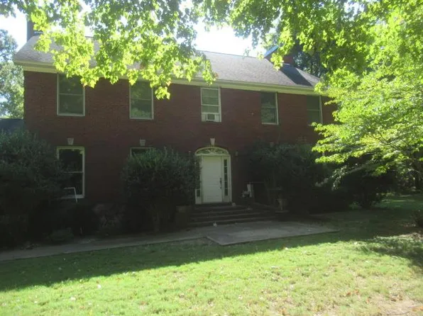 400 Como St, Mc Kenzie, TN 38201