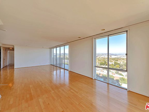 5th image of 2170 Century Park Ln #1212